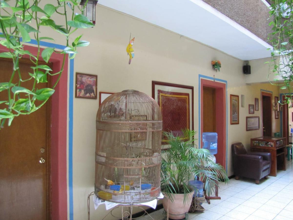 Hotel Janeiro กัวดาลาฮารา ภายนอก รูปภาพ