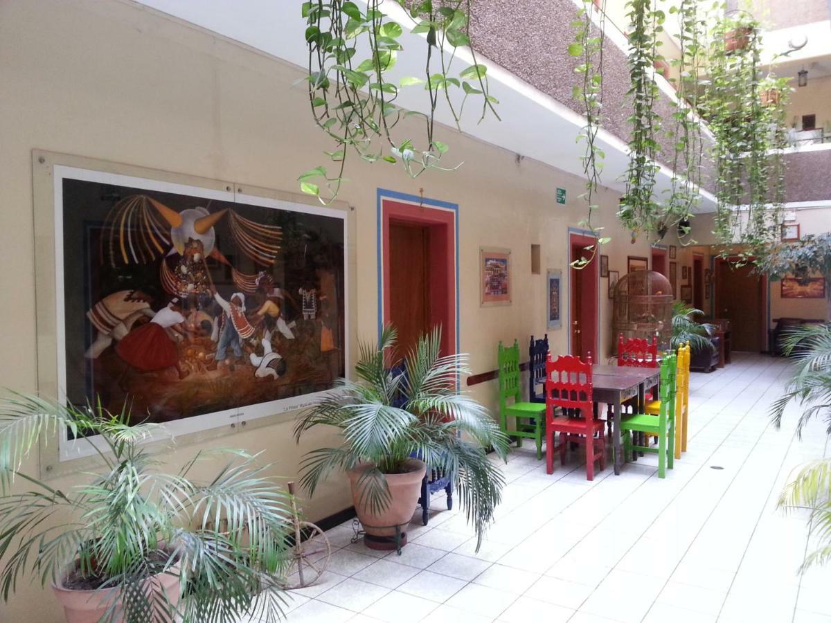 Hotel Janeiro กัวดาลาฮารา ภายนอก รูปภาพ